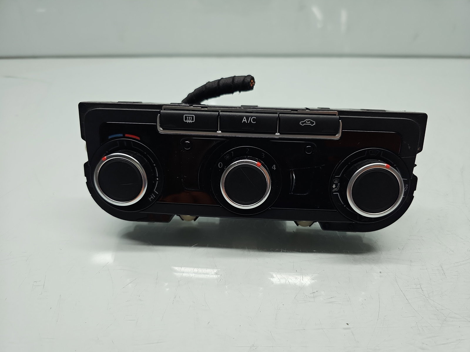 Panou comanda clima Volkswagen Golf 6 (5K1) [Fabr 2009-2013] 7N0907426BG