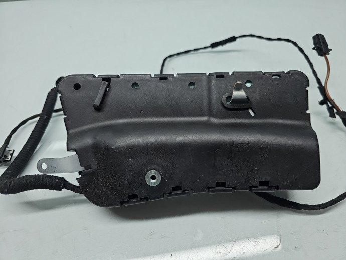 Airbag lateral dreapta Volkswagen Touareg (7LA, 7L6) [Fabr 2003-2010] 7L0880240K