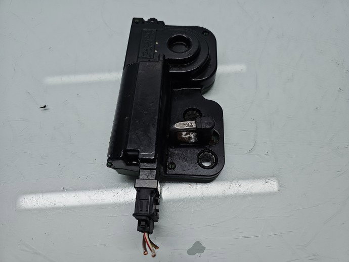 Broasca haion Volkswagen Touareg (7LA, 7L6) [Fabr 2003-2010] R-line 7L0827511E