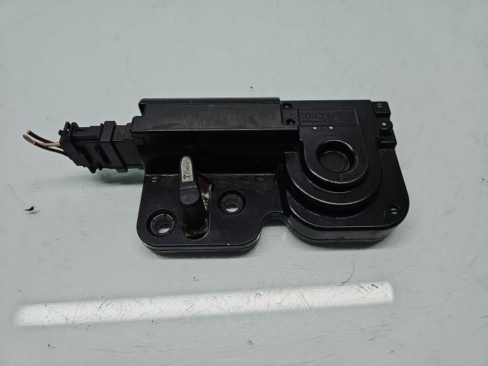 Broasca haion Volkswagen Touareg (7LA, 7L6) [Fabr 2003-2010] R-line 7L0827511E