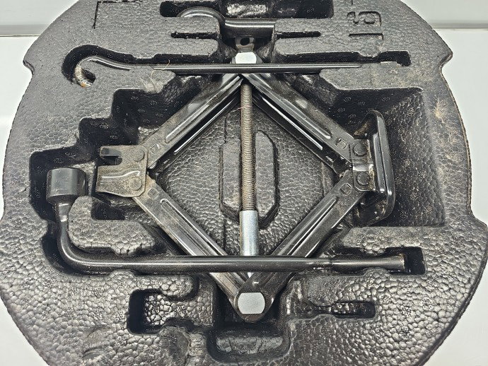 Set cric si cheie KIA Ceed (JD) [Fabr 2012-2018] 09149-A2100
