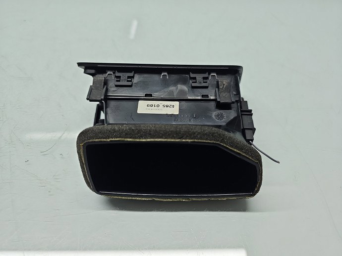 Grila aerisire stanga Volkswagen Passat CC (358) [Fabr 2012-2016] 3AC819701A