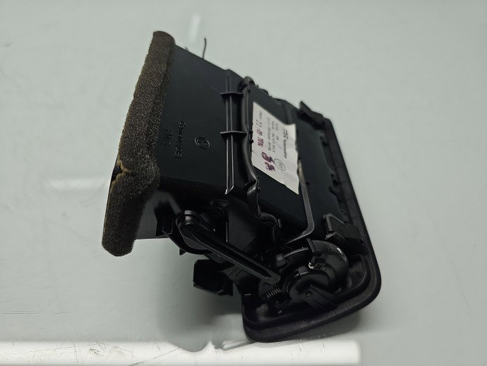 Grila aerisire stanga Volkswagen Passat CC (358) [Fabr 2012-2016] 3AC819701A