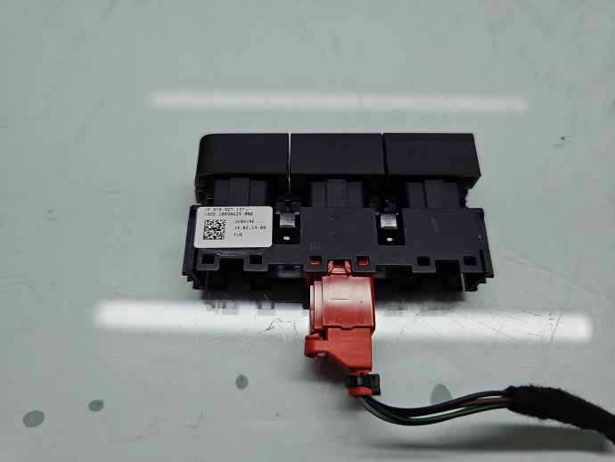 Buton START/STOP Seat Leon (5F1) [Fabr 2012-2018] 5F0927137