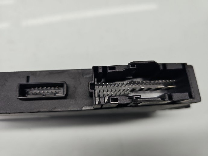 Modul confort Bmw 3 (E90) [Fabr 2005-2011] 9237047-01
