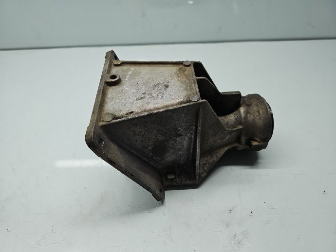 Suport planetara dreapta Bmw X3 (E83) [Fabr 2003-2009] 7516067 2.0 M47D20 110KW / 150CP