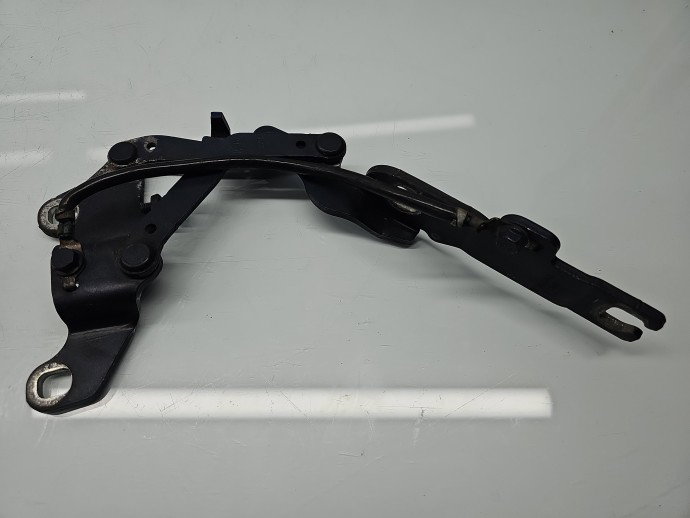 Set balamale capota Bmw 3 (E90) [Fabr 2005-2011] Sedan Facelift, Pachet M 7115263, 7115264