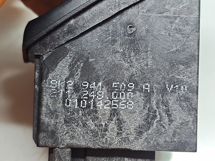 Buton avarii AUDI A4 (8K2, B8) [Fabr 2008-2015] 8K2941509A