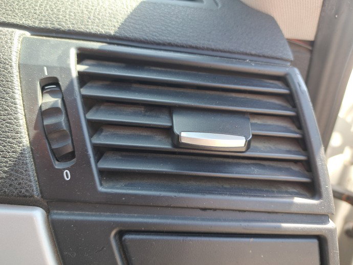 Grila aerisire dreapta Bmw X3 (E83) [Fabr 2003-2009] OEM