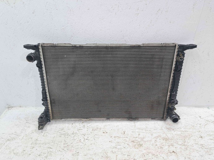 Radiator apa Audi A5 (8T3) [Fabr 2007-2015] 8K0121251Q 2.7 TDI CAMA  