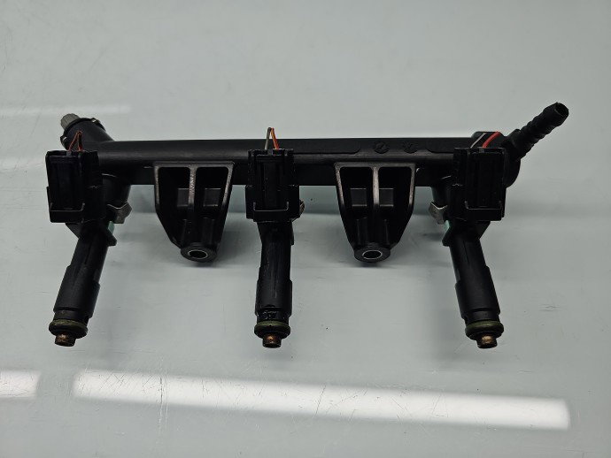 Rampa injectoare Skoda Fabia 2 (5J, 542) [Fabr 2007-2014] 03D133319J 1.2 TSI BBM 44KW / 60CP