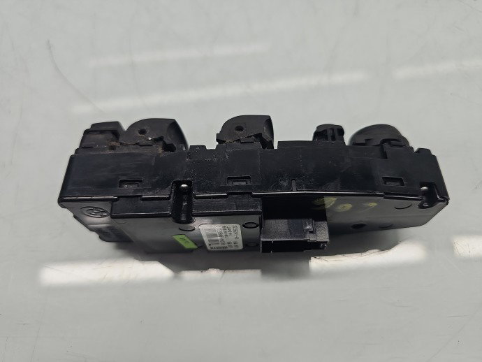 Butoane comanda geamuri sofer Bmw 5 Touring (F11) [Fabr 2011-2016] 9238241