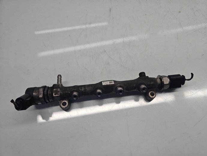 Rampa injectoare Skoda Octavia 3 (5E3) [Fabr 2012-2020] 04L089B 2.0 TDI CRBC 110KW / 150CP