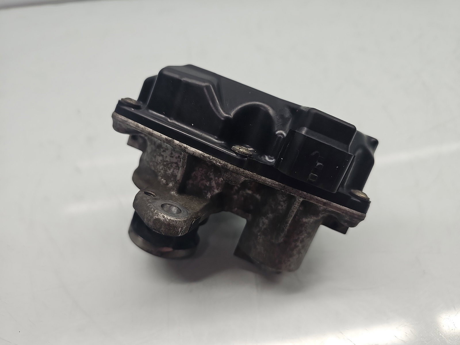 Supapa EGR Renault Scenic 3 [Fabr 2009-2015] 147101478R 1.6 dCi R9M4022 96KW / 130CP
