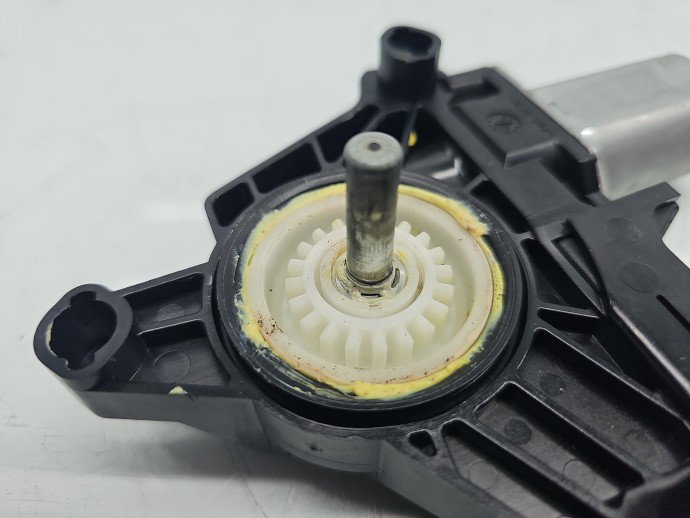 Motoras geam stanga spate Volvo V40 II [Fabr 2013-2019] Hatchback C17544-100
