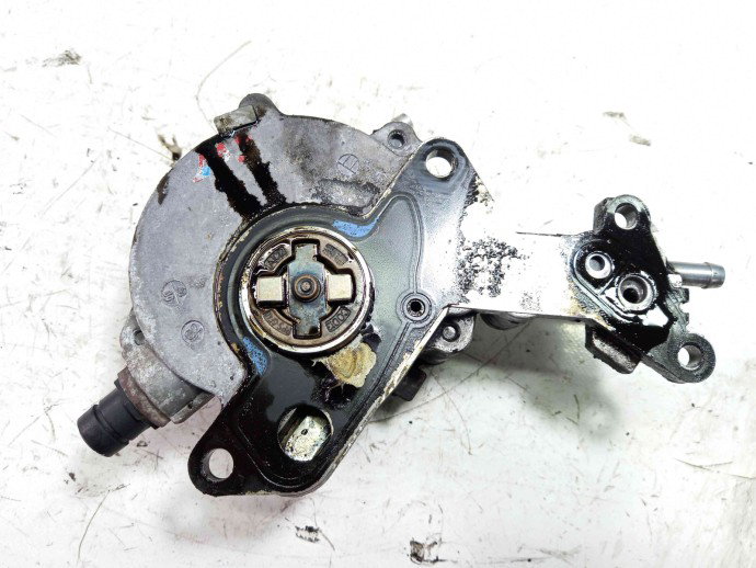 Pompa vacuum 038145209M Skoda Octavia 2 (1Z3) [Fabr 2004-2013] 1.9 BXE