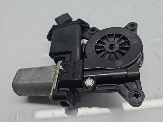 Motoras geam dreapta spate Opel Astra K [Fabr 2015-2022] Hatchback SRI C07521-102