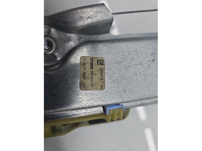 Macara electrica geam dreapta spate Opel Astra K [Fabr 2015-2022] Hatchback SRI 13406678