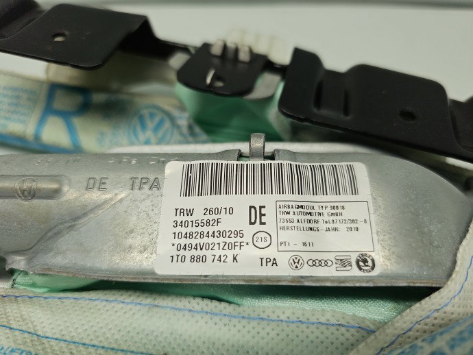 Airbag cortina dreapta Volkswagen Touran (1T3) [Fabr 2010-2015] 1T0880742K