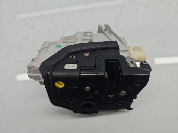 Broasca usa stanga spate AUDI A6 (4G2, C7) [Fabr 2012-2017] Sedan Quattro 4G0839015