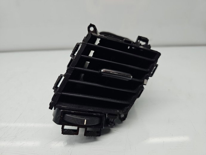 Grila aerisire centrala dreapta Hyundai Tucson (TL) [Fabr 2015-2020] 97420-C7900