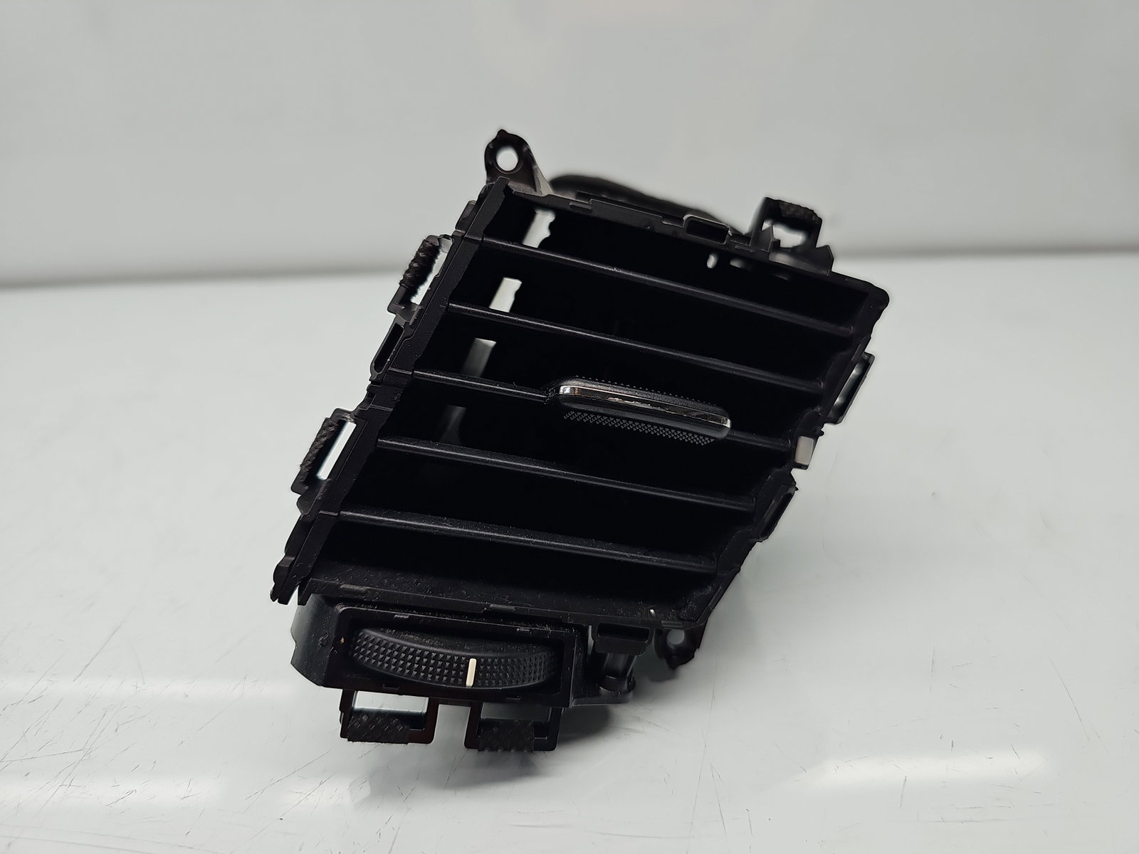 Grila aerisire centrala dreapta Hyundai Tucson (TL) [Fabr 2015-2020] 97420-C7900