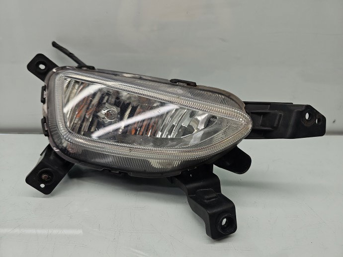 Proiector ceata stanga Hyundai Tucson (TL) [Fabr 2015-2020] SUV 92201-D7000