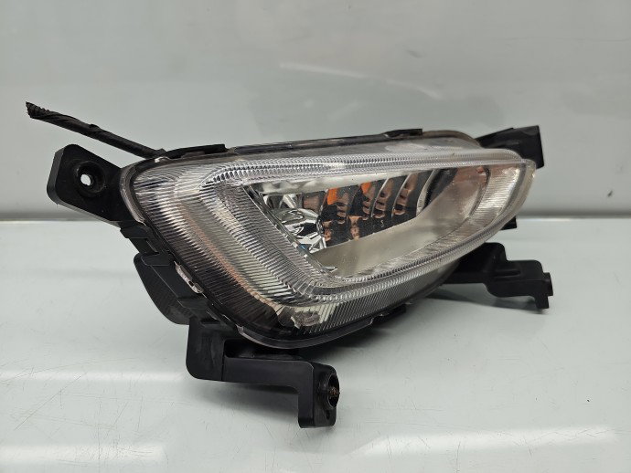 Proiector ceata stanga Hyundai Tucson (TL) [Fabr 2015-2020] SUV 92201-D7000