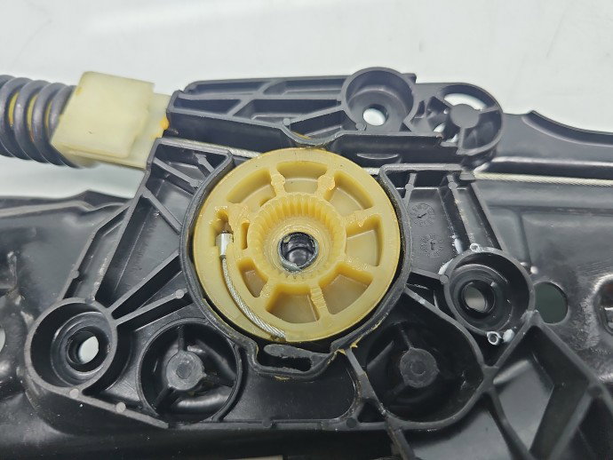 Macara electrica geam dreapta spate Bmw 5 Touring (F11) [Fabr 2011-2016] Break 7182122