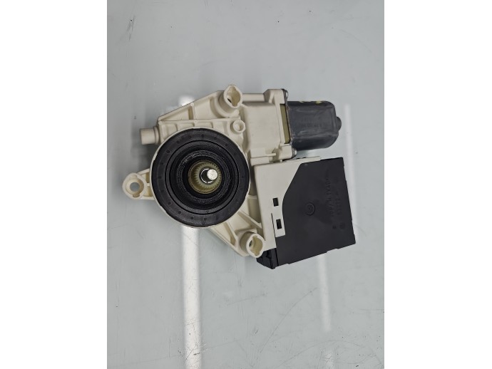 Motoras geam dreapta spate AUDI A3 (8P1) [Fabr 2003-2012] Sportback S-line, Quattro 8P4959802E