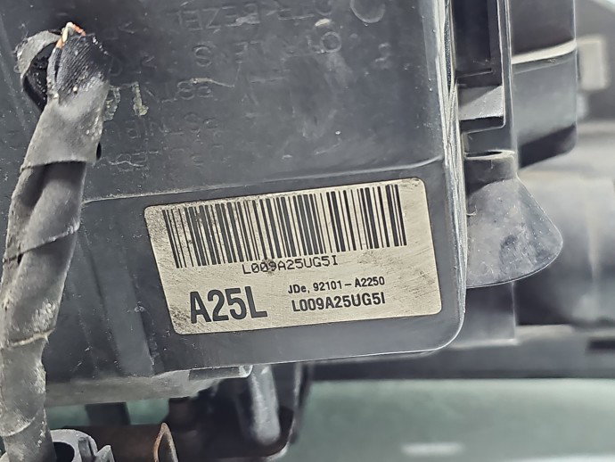 Far stanga KIA Ceed (JD) [Fabr 2012-2018] Sedan 92101-A2250