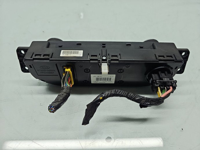 Panou comanda clima KIA Ceed (JD) [Fabr 2012-2018] 97250-A2002