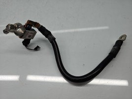 Borna baterie (-) AUDI A6 (4G2, C7) [Fabr 2012-2017] 8T0915181