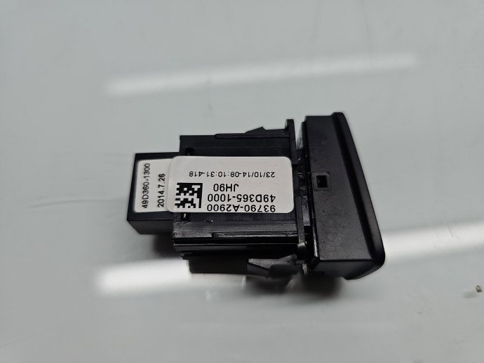 Buton avarii KIA Ceed (JD) [Fabr 2012-2018] 93790-A2900