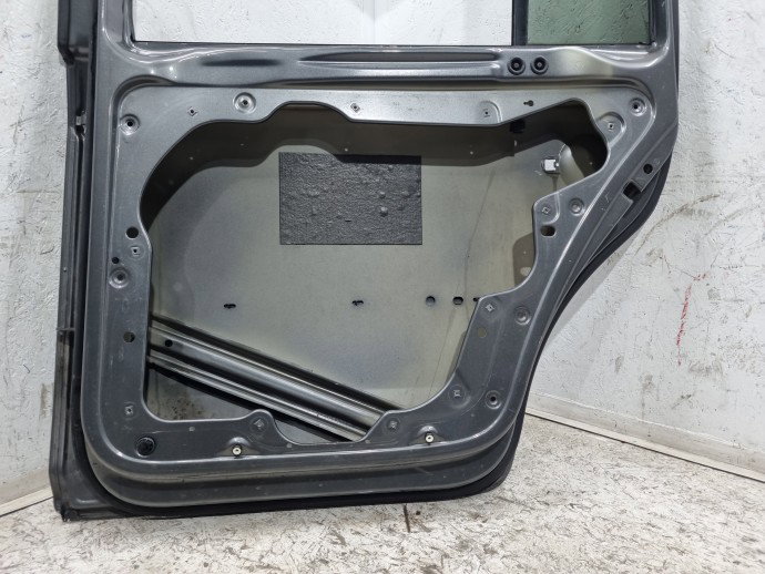 Usa dreapta spate Volkswagen Touran (1T3) [Fabr 2010-2015] Facelift LD7R