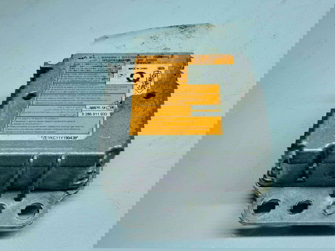 Calculator airbag Nissan Juke [Fabr 2010-2014] Hatchback 988201KC1A / 0285011033 1.6 B HR16DE 77KW / 105CP