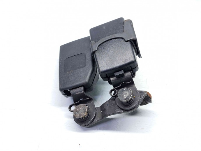  Capsa centura spate mijloc Audi A4 (8K2, B8) [Fabr 2008-2015] 8K0857739B