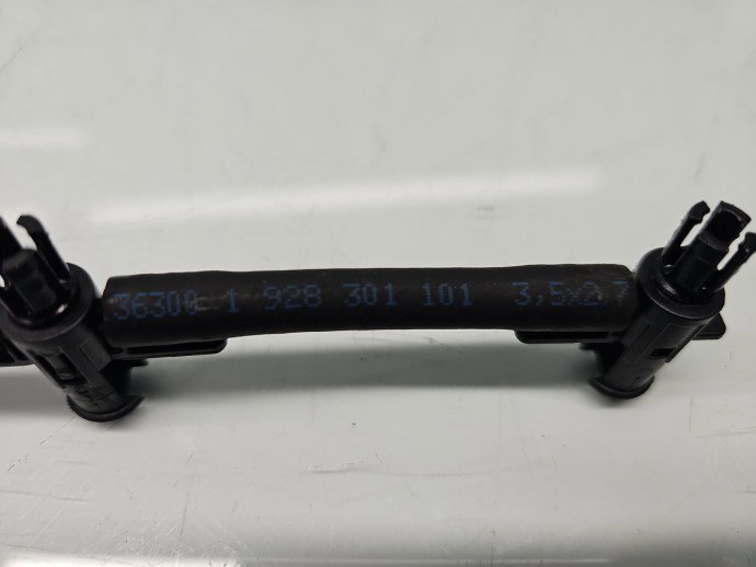 Conducta retur injectoare Volkswagen Passat B6 (3C2) [Fabr 2005-2010] 928301101 2.0 TDI CEGA 125KW / 170CP