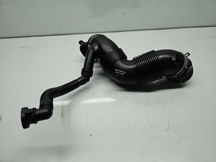 Tub admisie aer Volkswagen Touran (1T3) [Fabr 2010-2015] 3C0129654M 1.6 TDI CAYC 77KW / 105CP