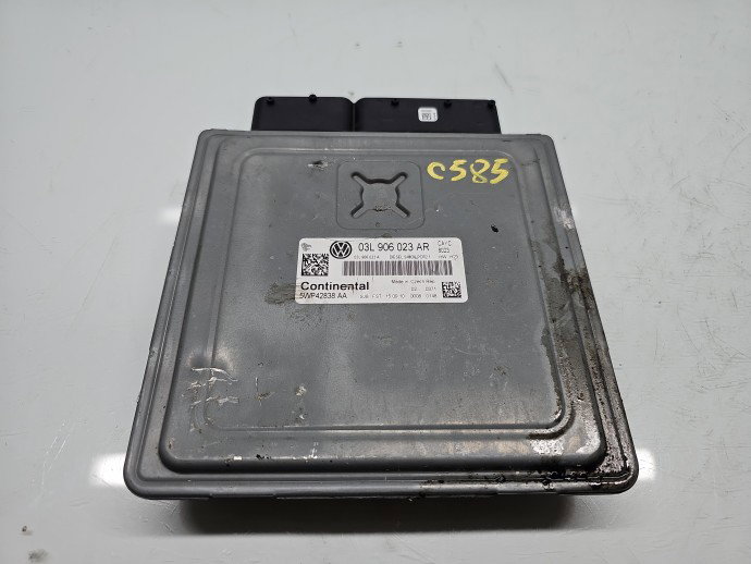 Calculator motor ECU Volkswagen Touran (1T3) [Fabr 2010-2015] 03L906023AR 1.6 TDI CAYC 77KW / 105CP