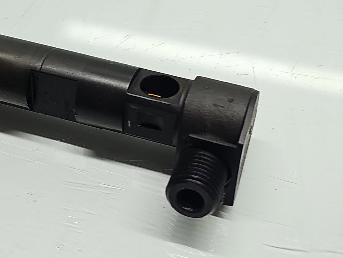 Injector Chevrolet Captiva (T100) [Fabr 2006-2018] 28264951 2.2 CDTI A22DM 135KW / 184CP1P