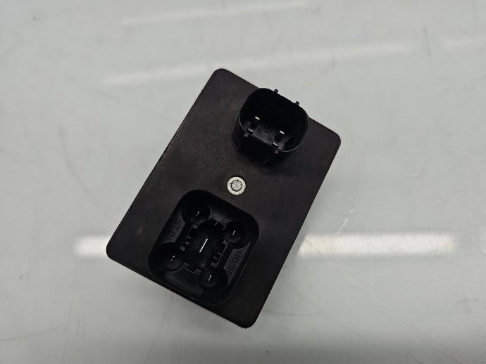 Releu Alfa Romeo Mito (955) [Fabr 2008-2016] 55203394