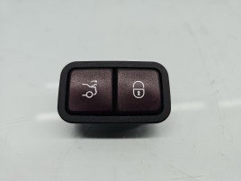 Buton deschidere portbagaj Mercedes Clasa E (W212) [Fabr 2009-2016] 2208211479