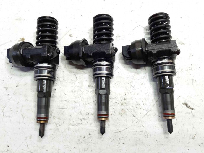 Injector 038130073AG Skoda Octavia 2 (1Z3) [Fabr 2004-2013] 1.9 BXE