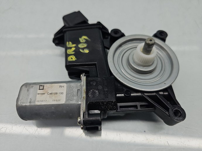 Motoras geam dreapta fata Opel Astra K [Fabr 2015-2022] Hatchback SRI C46108-100