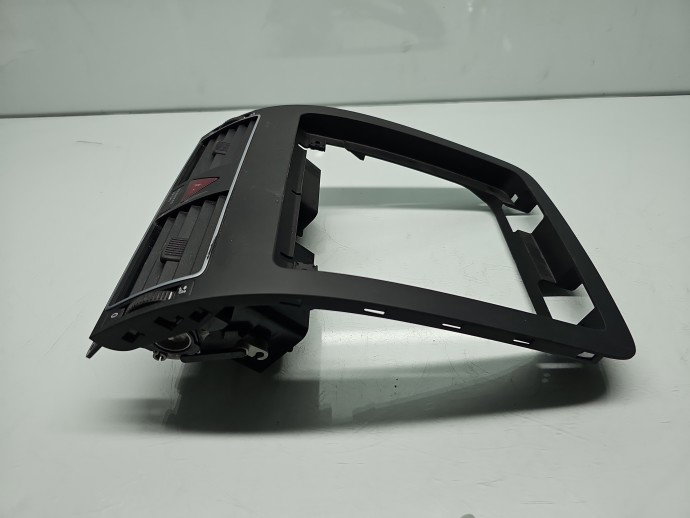 Grila aerisire centrala Volkswagen Touran (1T3) [Fabr 2010-2015] 1T2819728F
