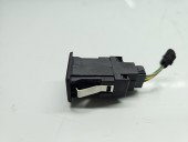 Conector auxiliar USB Volkswagen Touran (1T3) [Fabr 2010-2015] 5M0035724