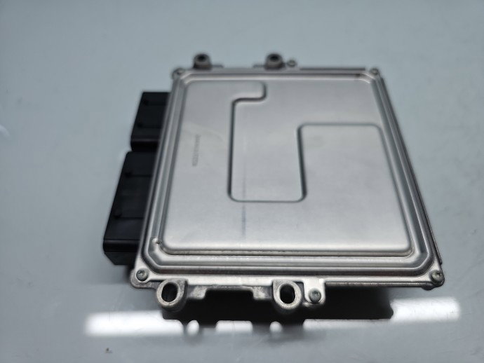 Calculator motor ECU Opel Crossland X [Fabr 2017-2020] 9834609880 1.2 Benz B12XHL 96KW / 130CP
