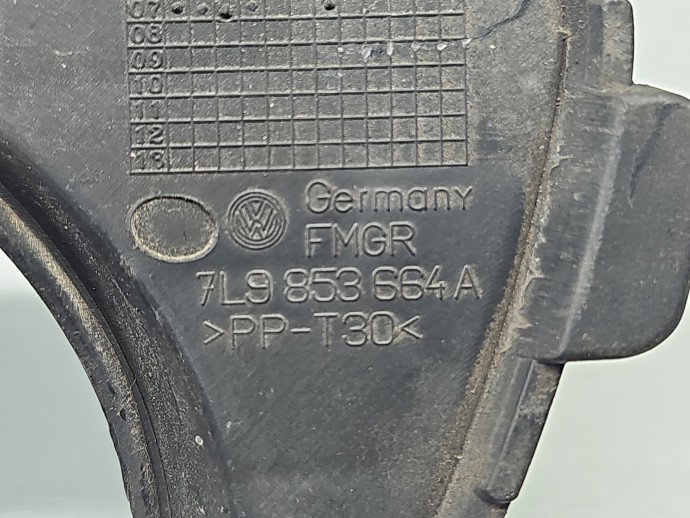 Grila proiector dreapta Volkswagen Touareg (7LA, 7L6) [Fabr 2003-2010] R-line 7L9853664A