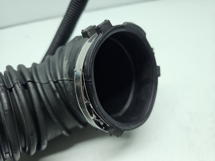 Tub admisie aer AUDI Q5 (8RB) [Fabr 2008-2016] 03G129629D 2.0 TDI CGLC 130KW / 177CP